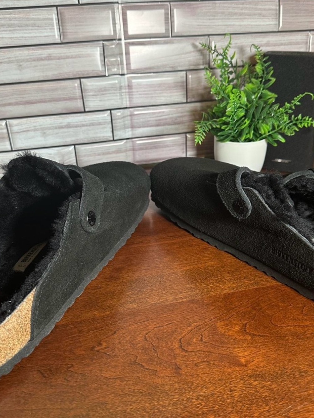 Birkenstock men’s Black Suede Shearling Boston Clog Mules size 12 - Picture 4 of 6